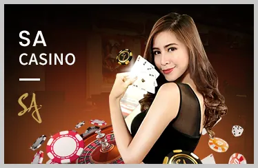 Vận động viên quần vợt đang đánh bóng